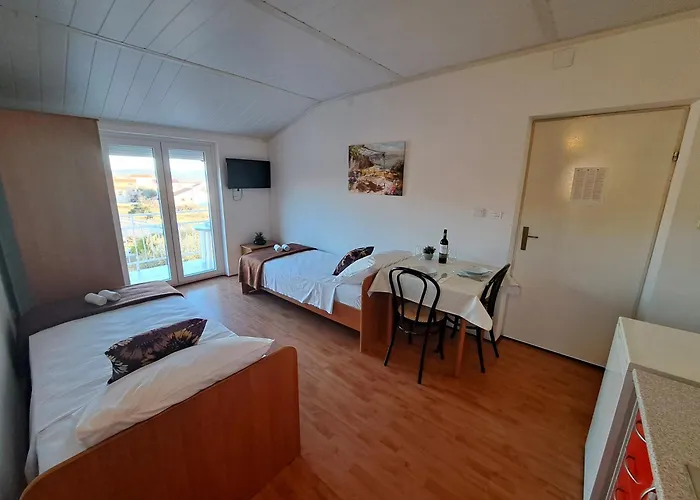 Maruna Apartment