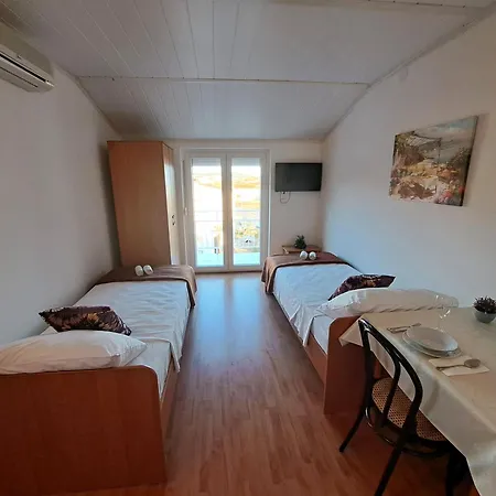 Apartman Maruna Maslenica